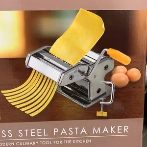 Brand new! Stainless Steel Pasta Maker